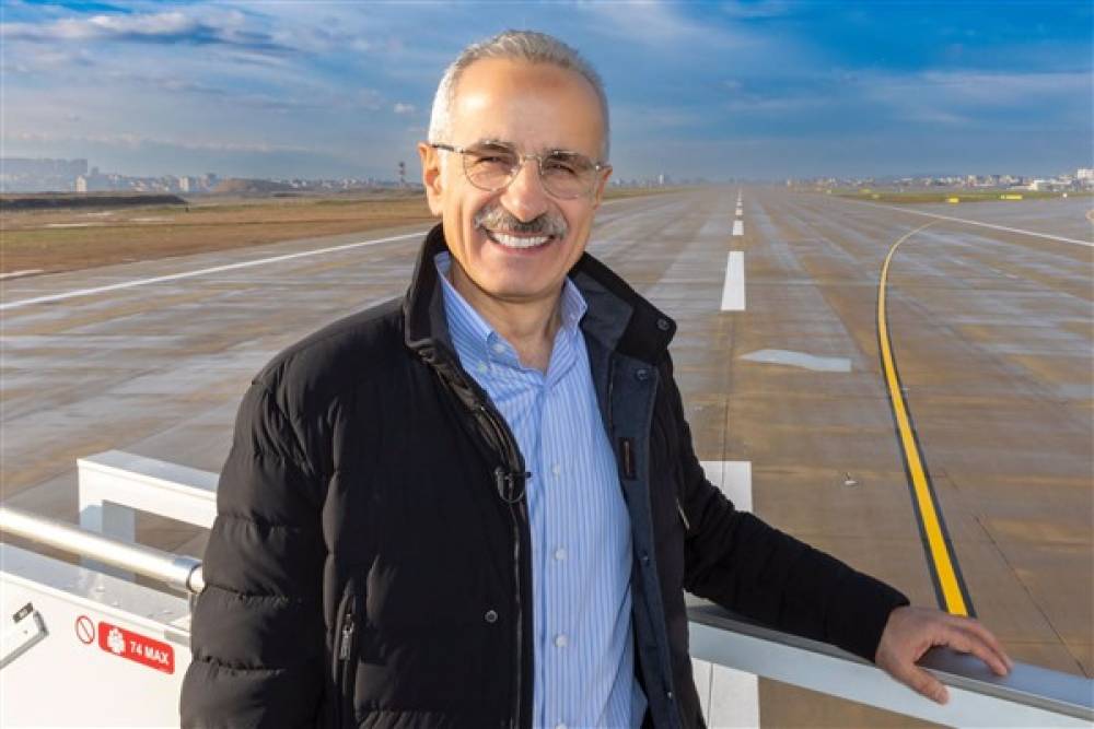 Uraloğlu: Türkiye’yi ulaştırma alanında zirveye taşıyan yatırımlarımıza devam edeceğiz