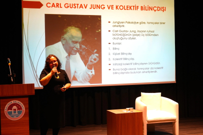 İstanbul Maltepe'de kadınlar 'tarih' konuştu