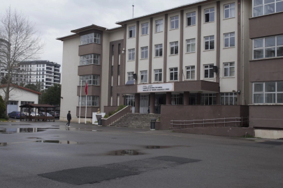 Çekmeköy’deki lisede dehşet... MEB, idari inceleme başlattı