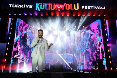 'Türkler Geliyor' ilk kez Eskişehir'de seslendirildi